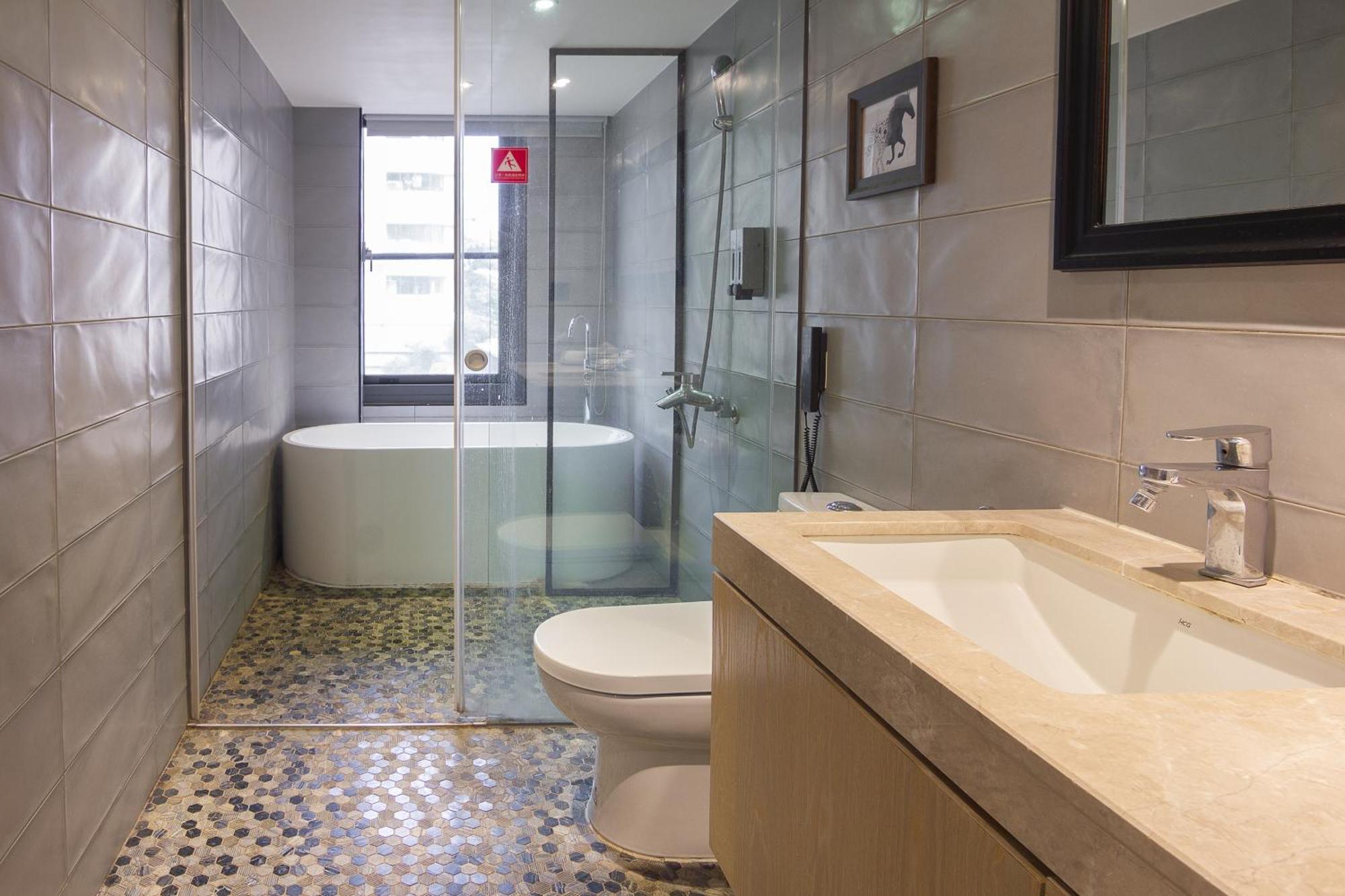 Check Inn Taichung Wenxin Zhongqing Экстерьер фото