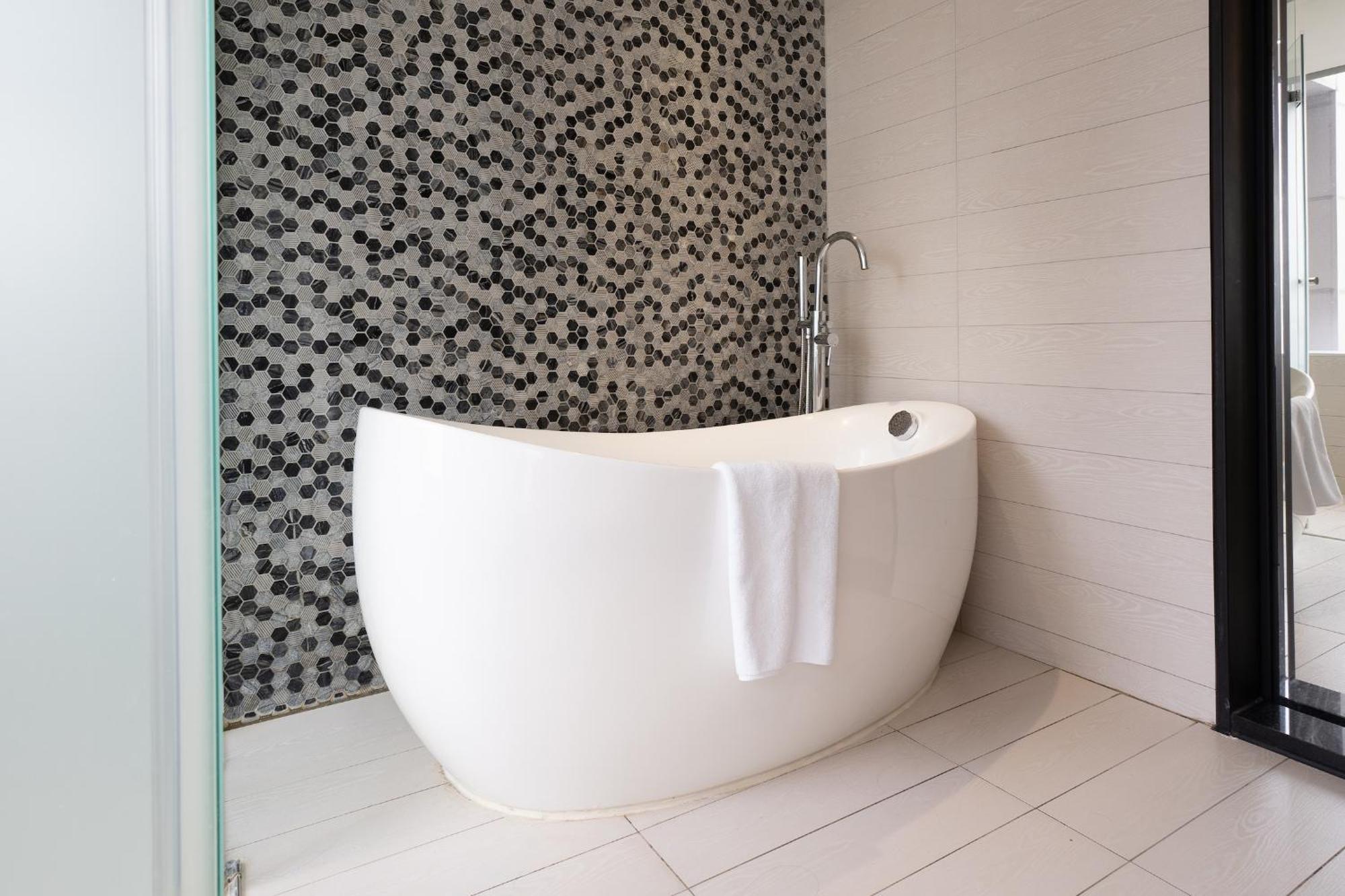 Check Inn Taichung Wenxin Zhongqing Экстерьер фото
