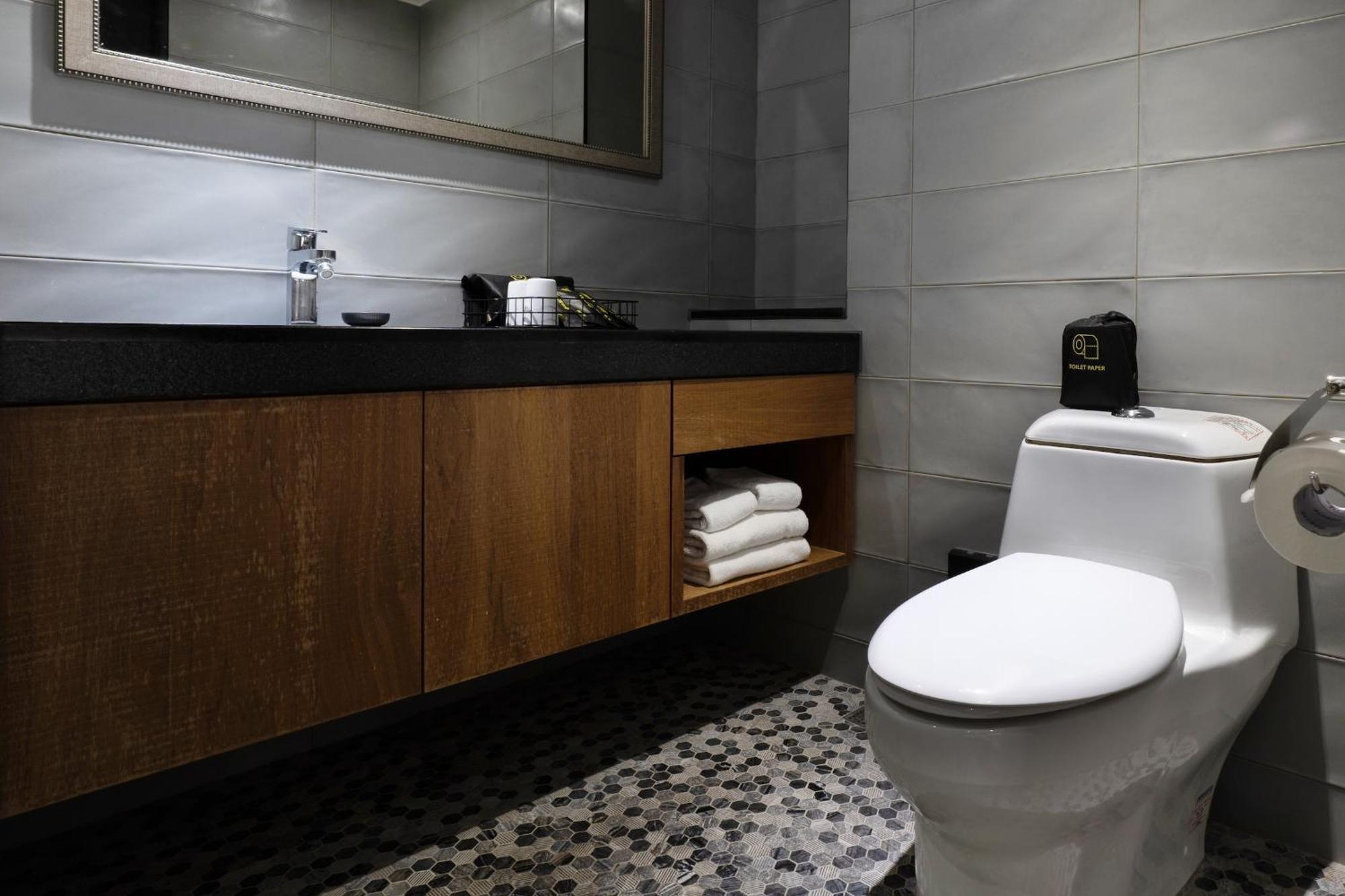 Check Inn Taichung Wenxin Zhongqing Экстерьер фото