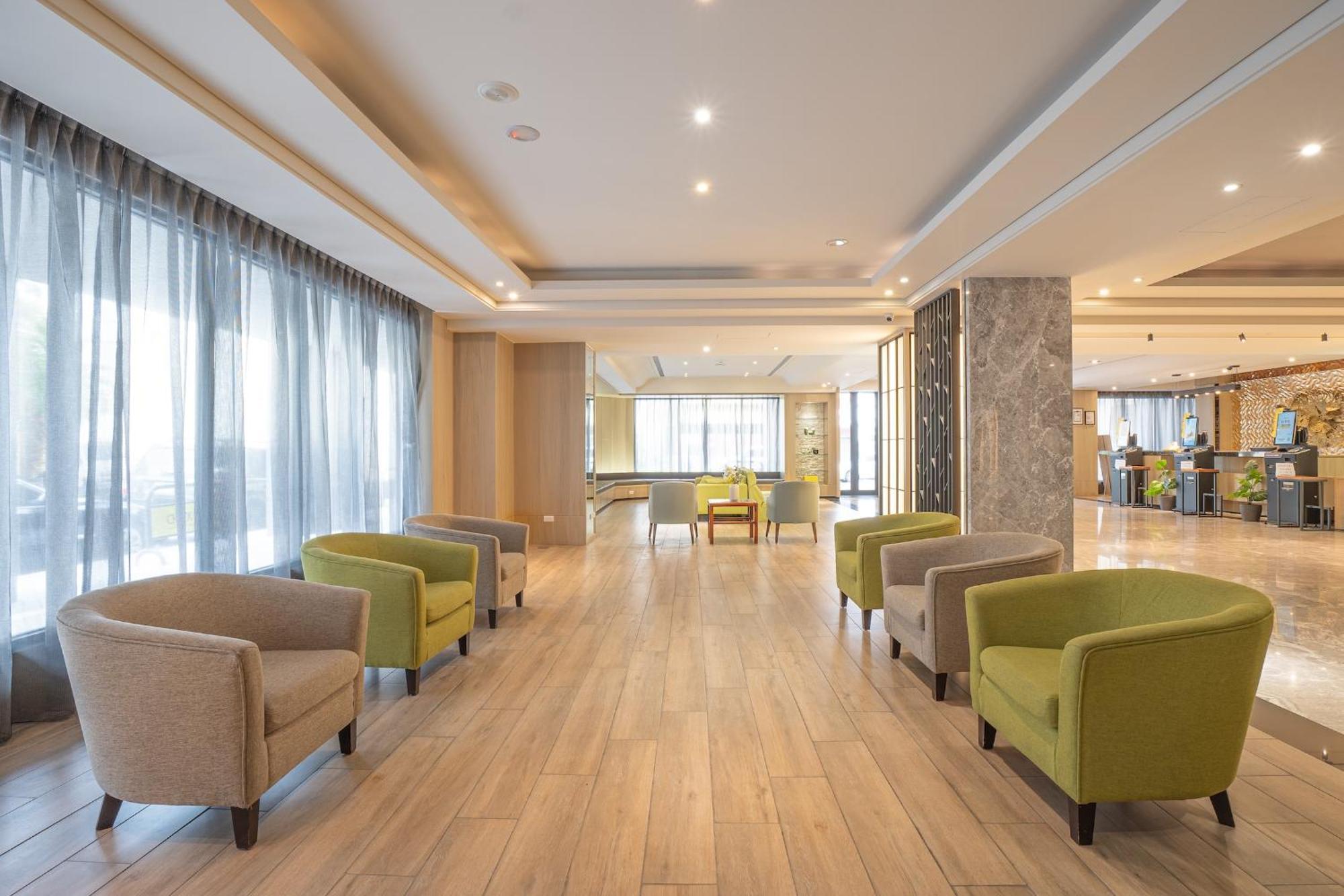 Check Inn Taichung Wenxin Zhongqing Экстерьер фото