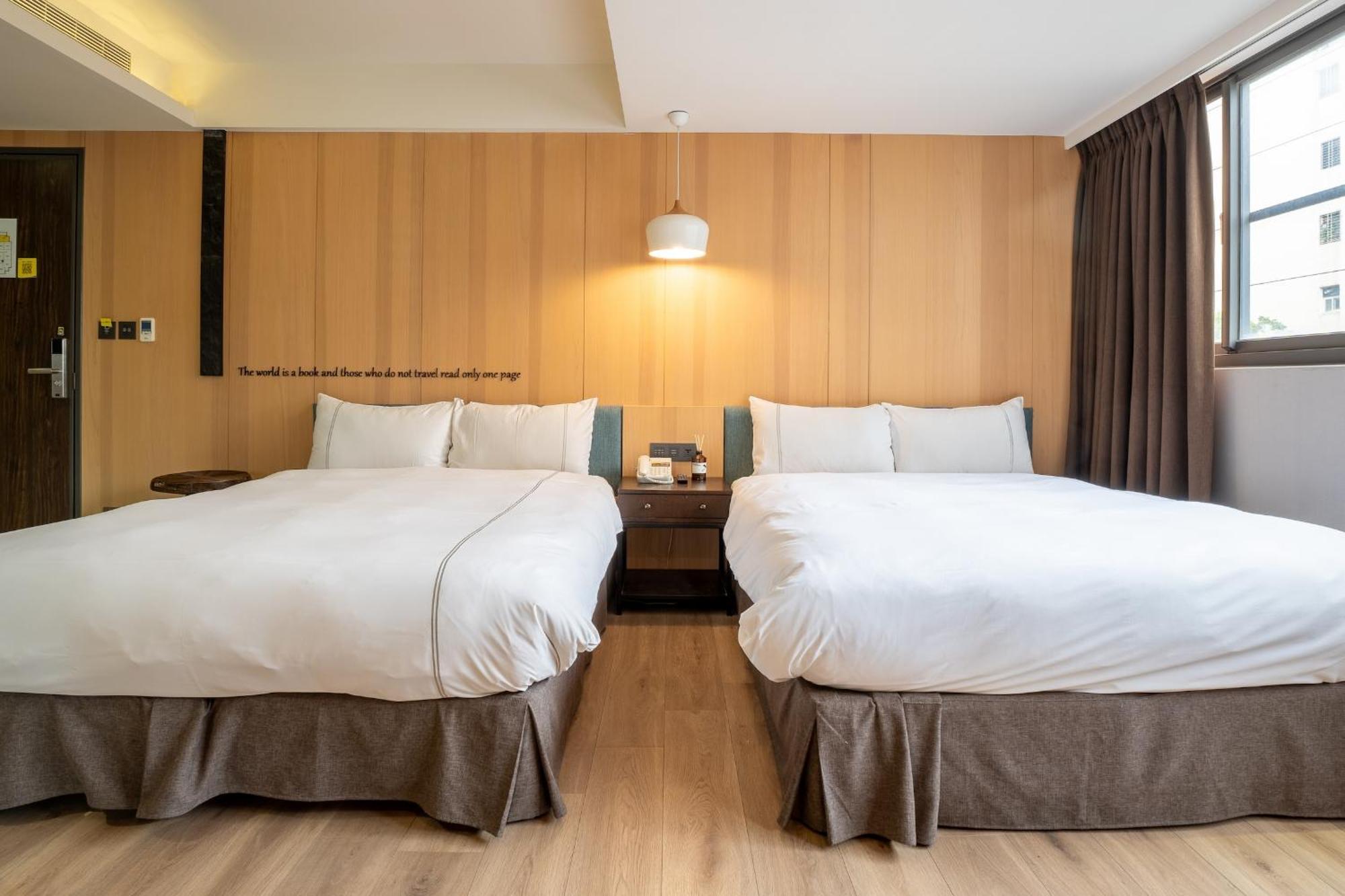 Check Inn Taichung Wenxin Zhongqing Экстерьер фото